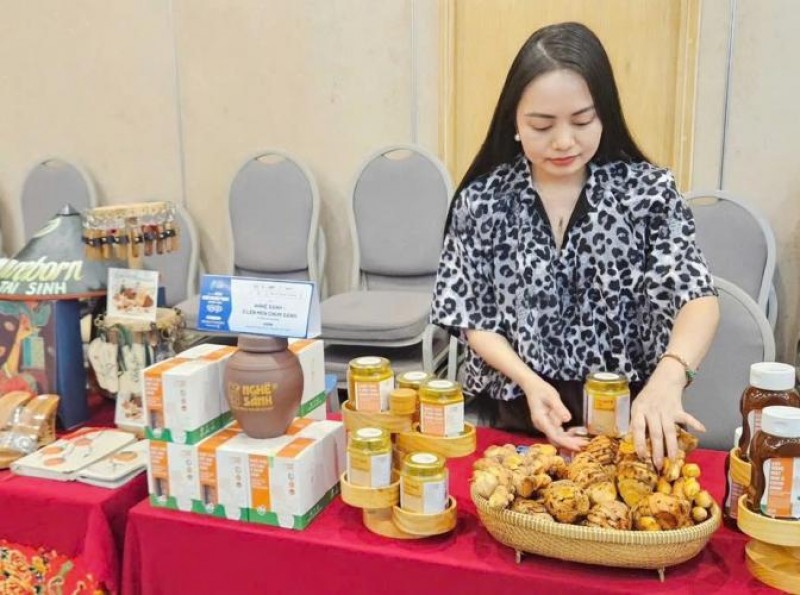 Phụ nữ khởi nghiệp gắn với công nghệ, hướng đến cuộc sống xanh