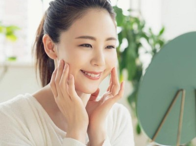 Vì sao mặt nạ giấy là sản phẩm được phái đẹp ưa chuộng?